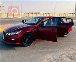 نیسان ئەلتیما